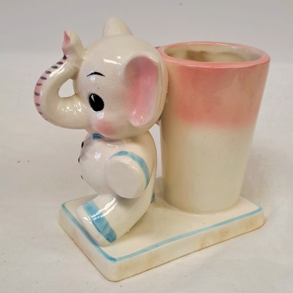 Mid Century Modern Napcoware baby elephant nursery planter - Picture 4 of 9